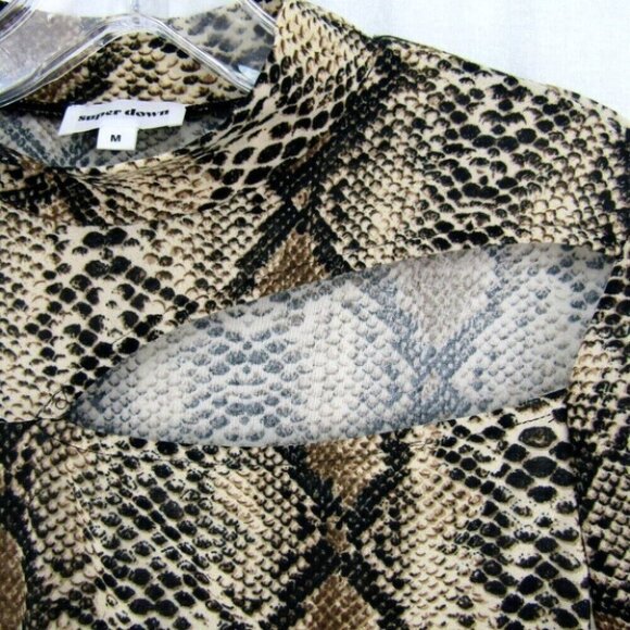 Revolve Super Down Snakeskin Print Cutout Top Size M Long Sleeve Mock Neck - Picture 3 of 10